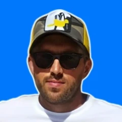 Александр Витальевич